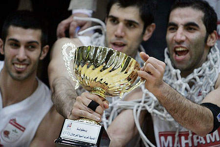 Iran's Mahram players celebrate after their win over Jordan's Zain in the final game of West Asian Clubs Championship basketball game in Amman March 21,2009.